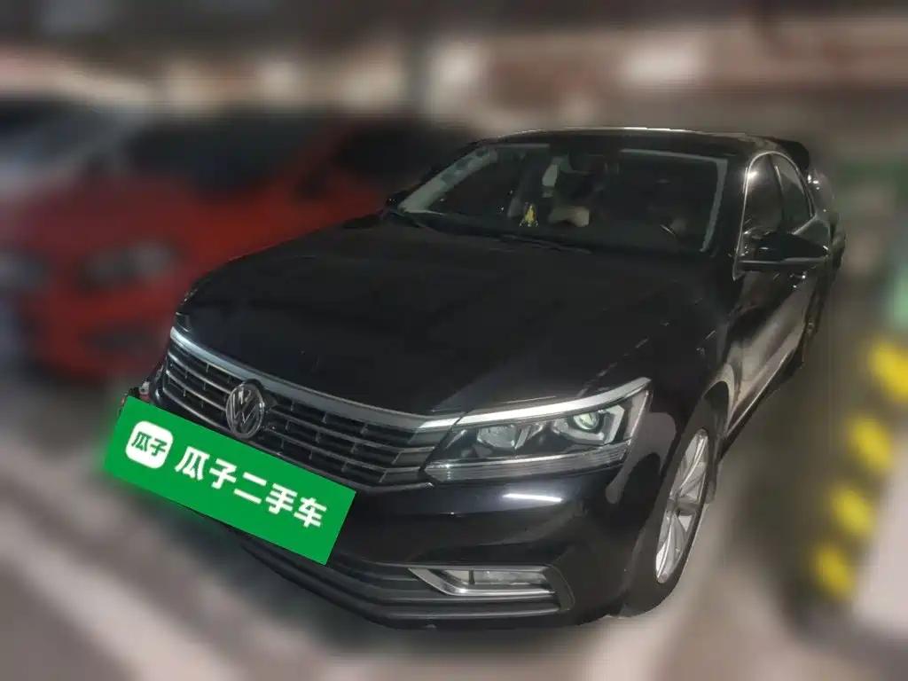 Volkswagen Passat 330TSI DSG Honored
